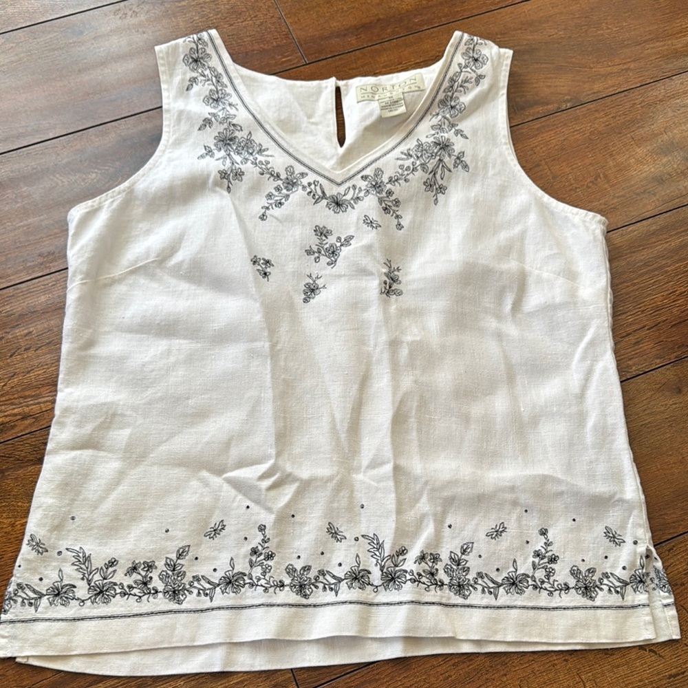 Embroidered White Sleeveless Top